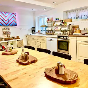 New Mitte Free Snack Hot Tea And Coffee Albergue Berlim